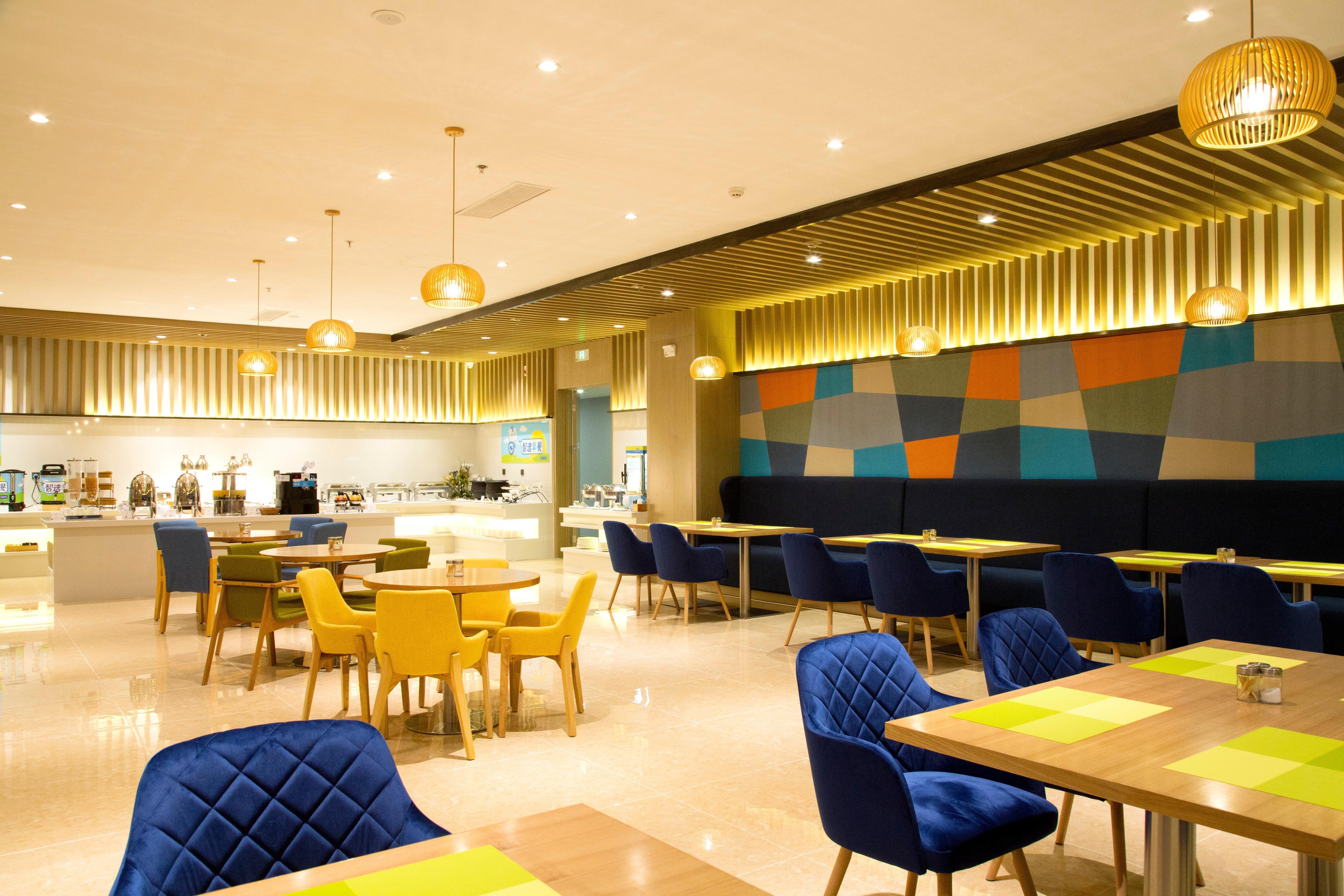 Holiday Inn Express Anshan Downtown By Ihg Exteriör bild