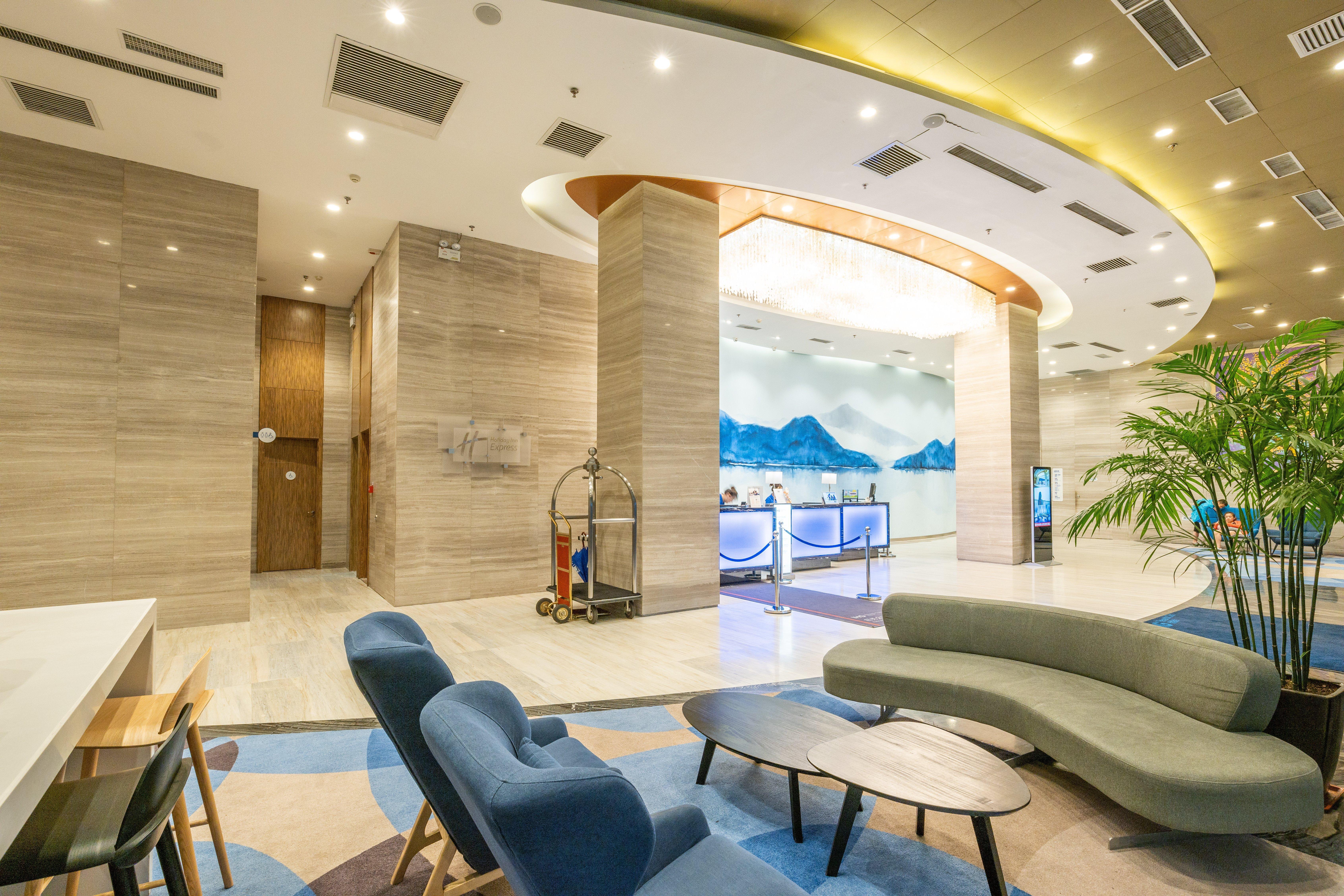 Holiday Inn Express Anshan Downtown By Ihg Exteriör bild